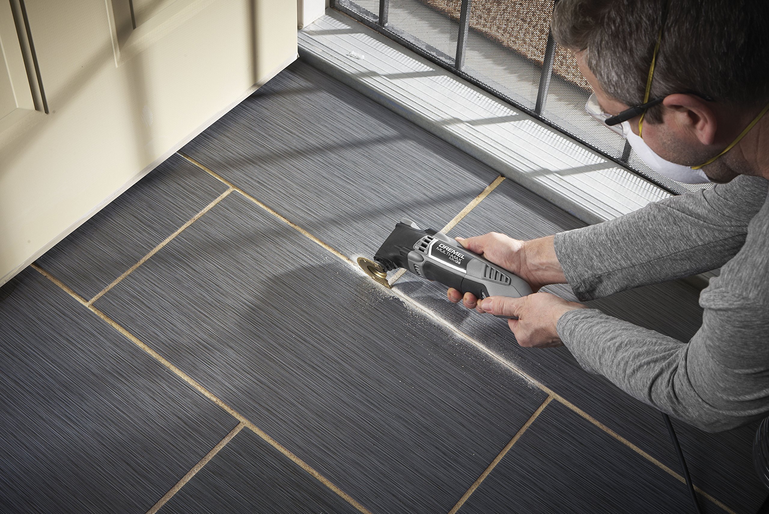 Dremel Multi-Max 3.5 Amp Oscillating Tool Kit with Tool-LESS Accessory Change- Multitool with 12 Accessories- Compact Head & Angled Body- Drywall, Nails, Remove Grout & Sanding- MM35-01 - Image 7