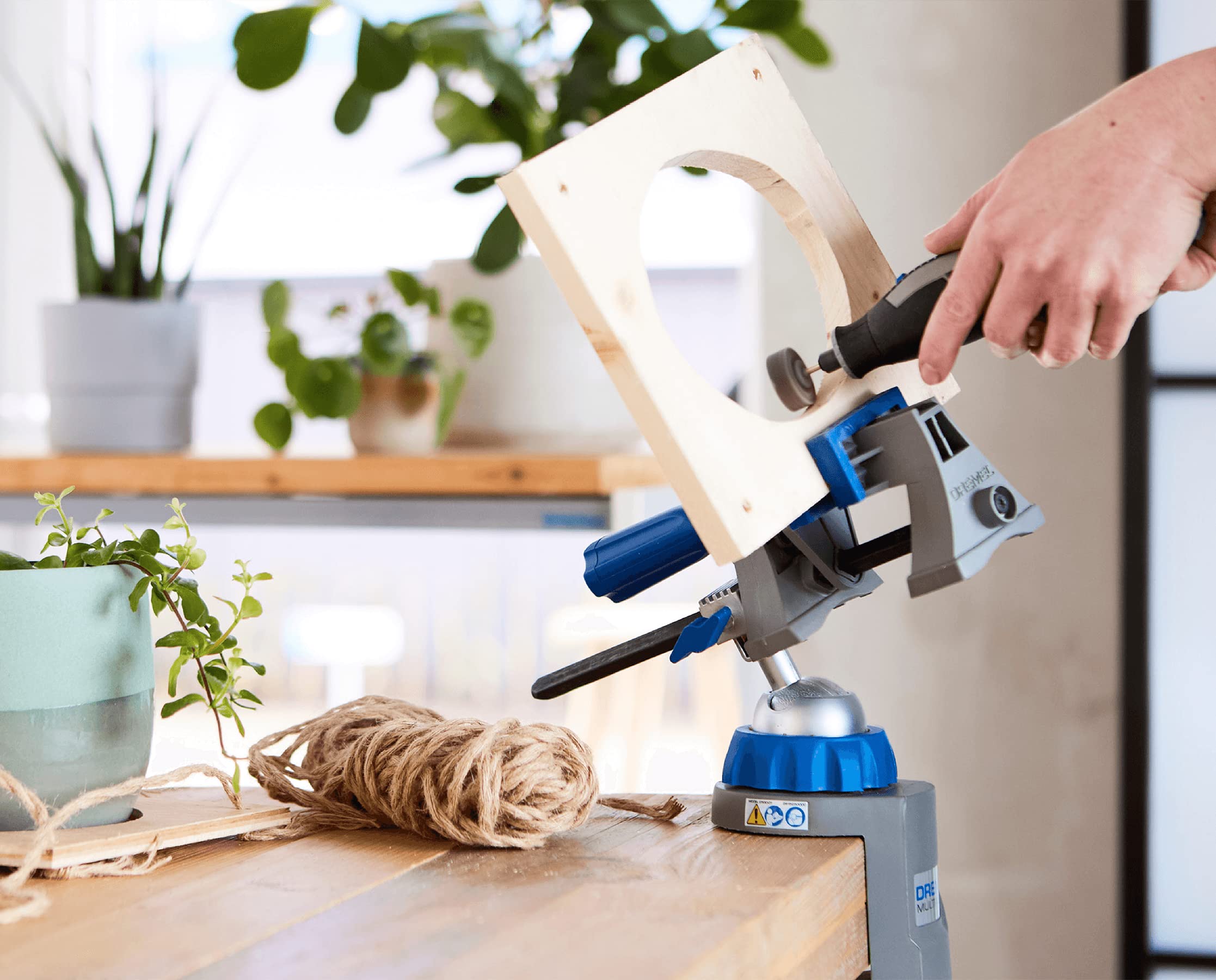 Dremel Rotary Tool Multi-Vise, 3-in-1 Attachment, 360º Stationary Vise, Stand-Alone Clamp, and Tool Holder, 2500-01 - Image 10